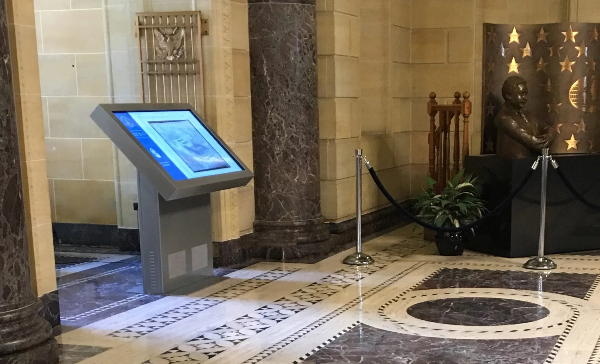 Partnering for Success in Government Digital Signage