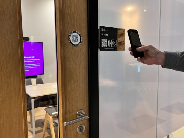 Astra Zeneca: EcoPuk & NFC-phone
