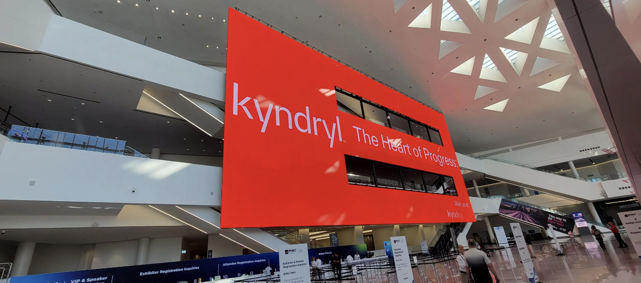 22Miles Launches 10,000 Square Foot Video Wall & Wayfinding at the  Las Vegas Convention Center