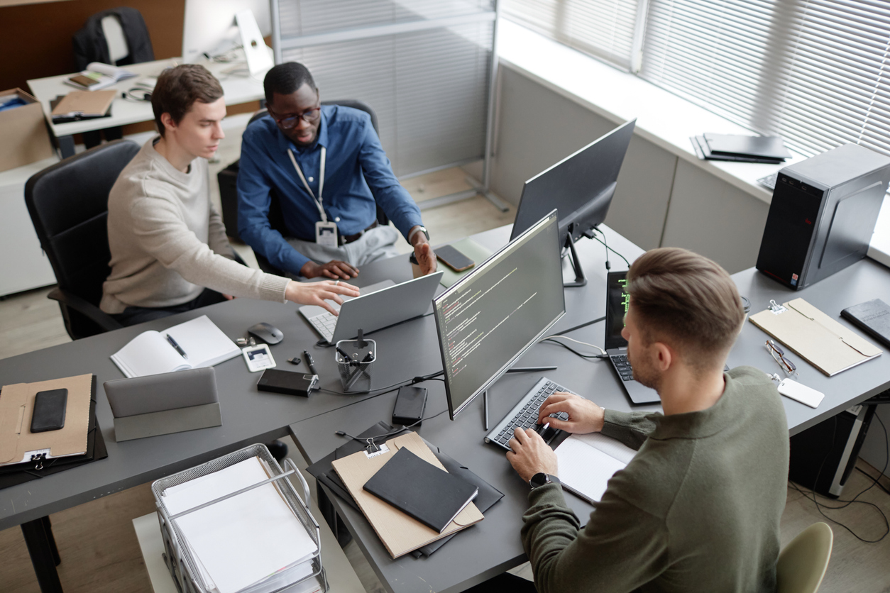 Optimizing Digital Signage Performance with BrightSign and 22Miles: Overcoming Hardware and Compatibility Challenges